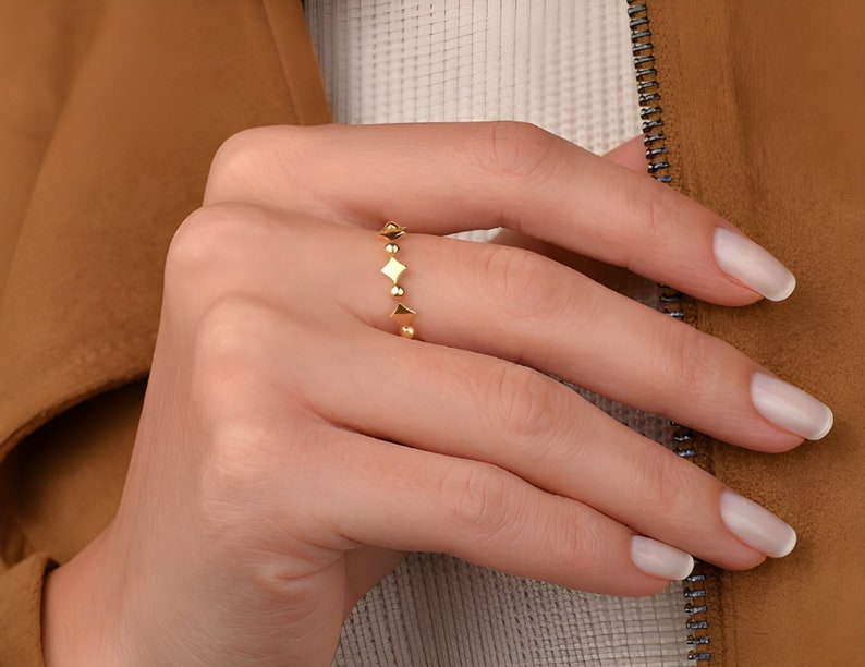 925 Sterling Silver Rhombus Ring – Geometric Minimalist Silver Ring for Women