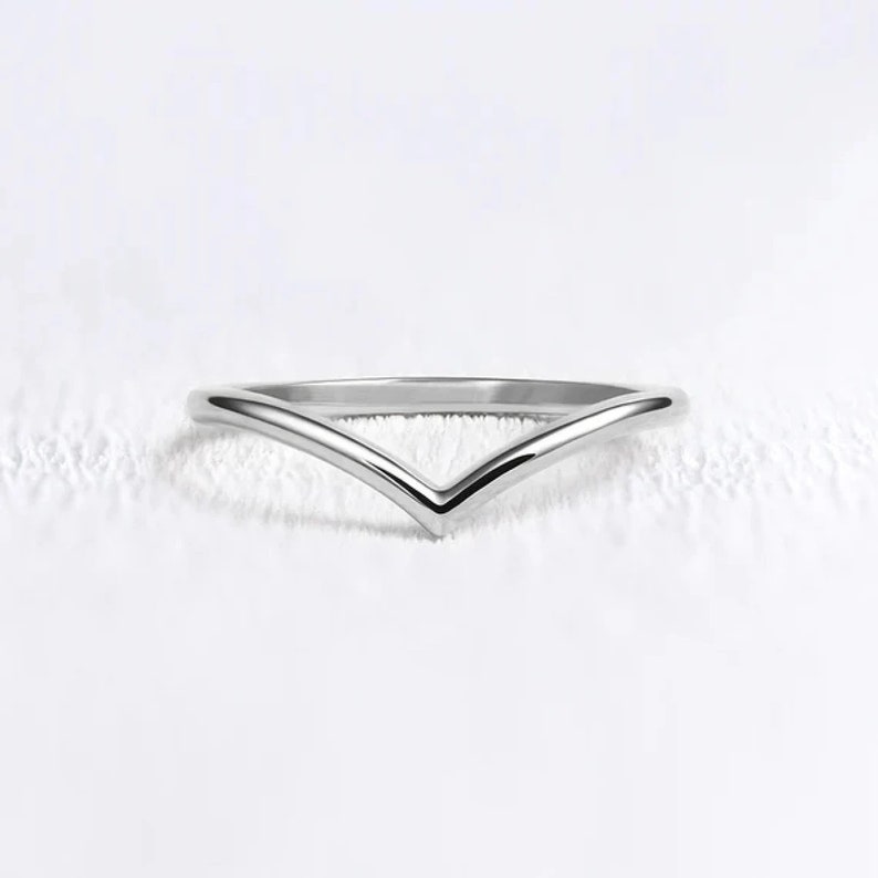 925 Sterling Silver Chevron Ring, V Shaped Ring